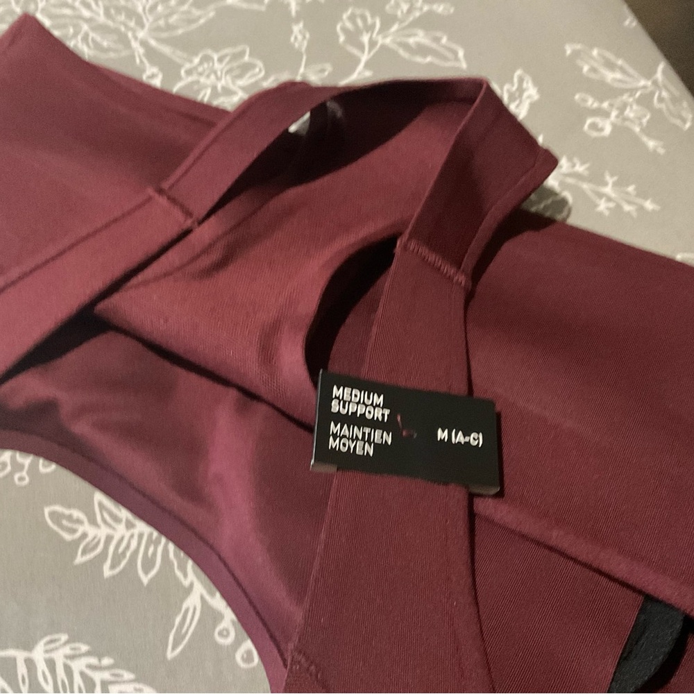 NWT Stella McCartney burgundy sport bra. - Picture 3 of 3